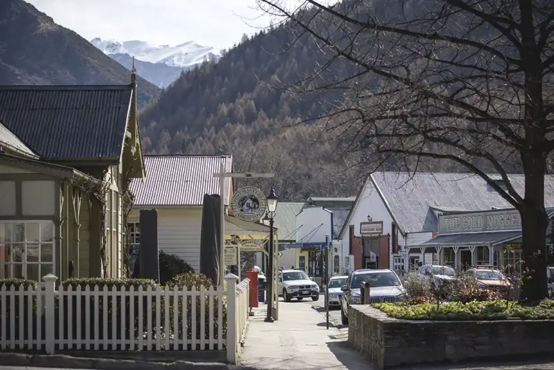 Business and leisure car rental Queenstown